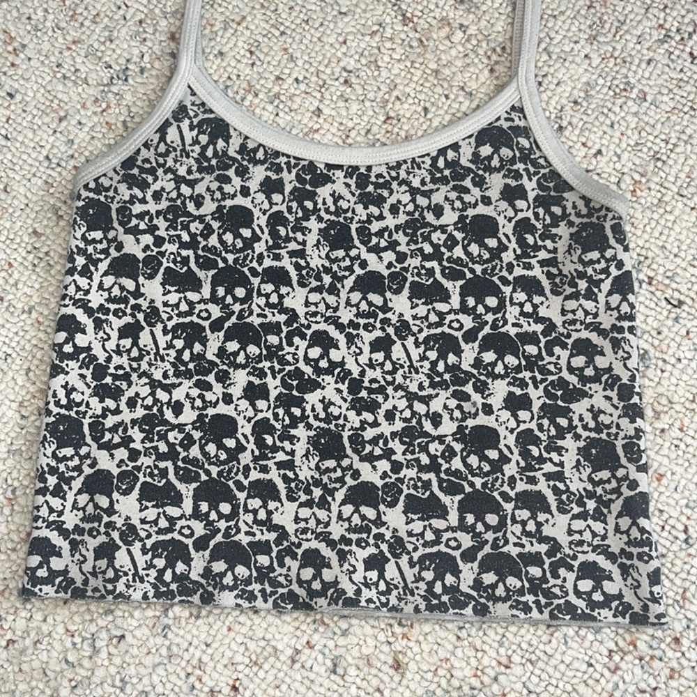 Brandy Melville Skylar Skulls Tank
